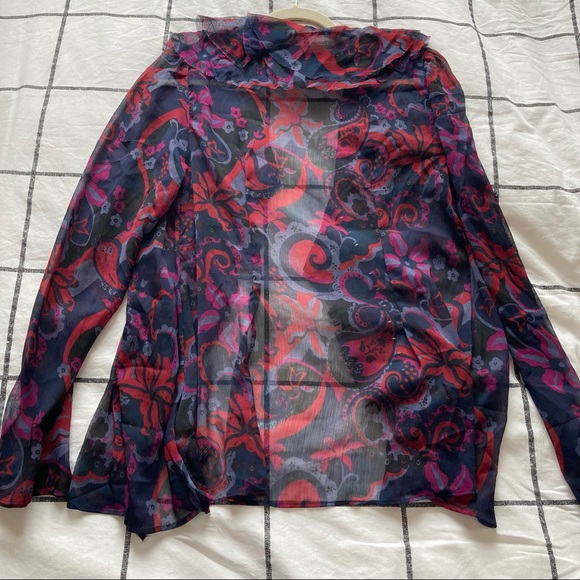 BNWOT Free People the groove printed top, chiffon like button up - Picture 4 of 10
